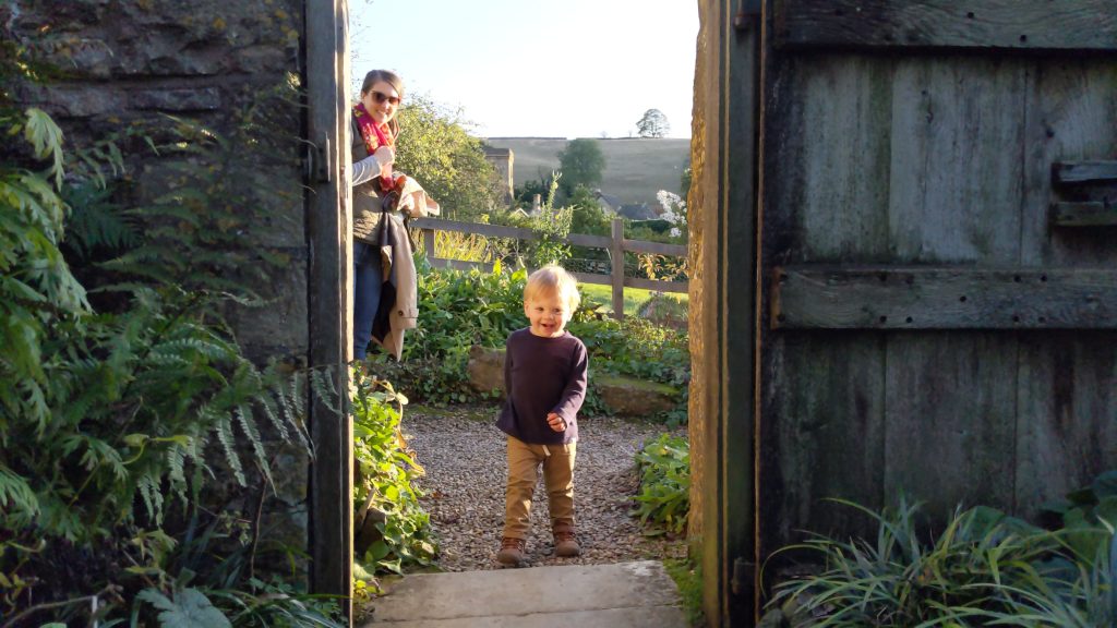 Travel With Me & Baby | Cotswolds in the Fall | Traveling with Baby or Toddler | EverydayAccountsBlog.com